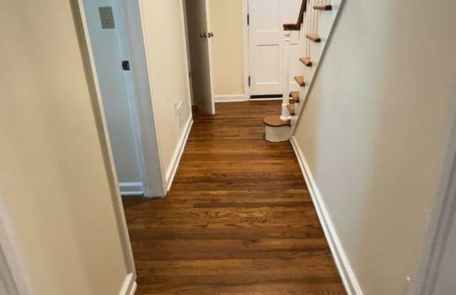 Awesome House Near South UGA Campus! Gallery 3