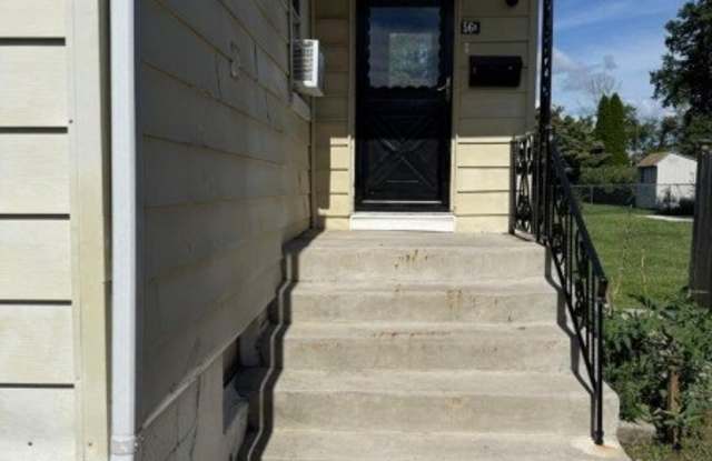 56 John Pl Gallery 3