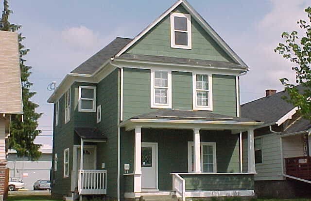 2715 South 13th Street - 2715 South 13th Street, Tacoma, WA 98405