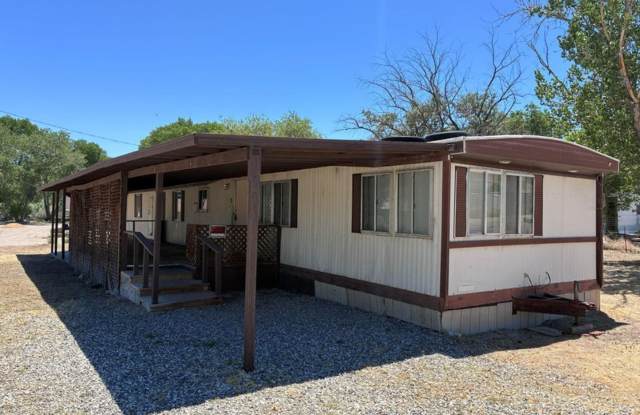Home for rent in Yerington, 3 bd, 1.5 bath on a oversize lot, $1600 a month photos photos Home for rent in Yerington, 3 bd, 1.5 bath on a oversize lot, $1600 a month photos photos