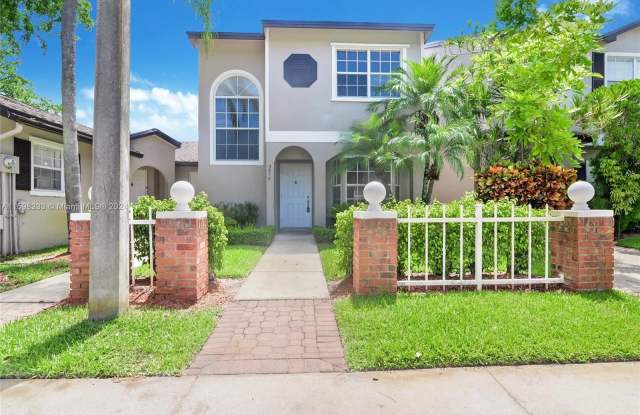 3876 NW 121st Ave - 3876 Northwest 121st Avenue, Sunrise, FL 33323
