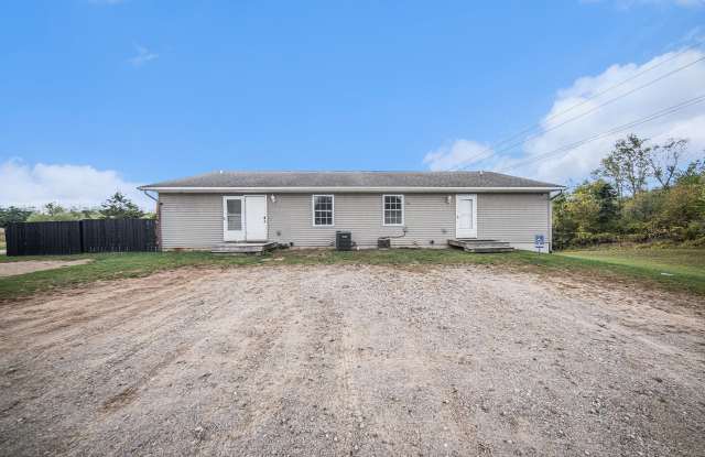 10497 South Jackson Road - 10497 South Jackson Road, Hillsdale County, MI 49249