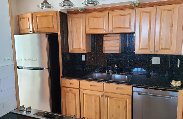 2881 NE 33rd Ct - 2881 Northeast 33rd Court, Fort Lauderdale, FL 33306
