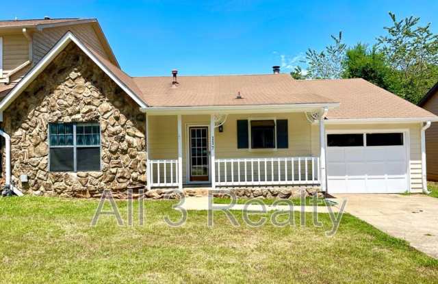 117 Oak Cir South - 117 Oak Circle South, Stockbridge, GA 30281