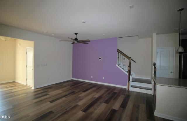 1504 Glacier Drive Gallery 4