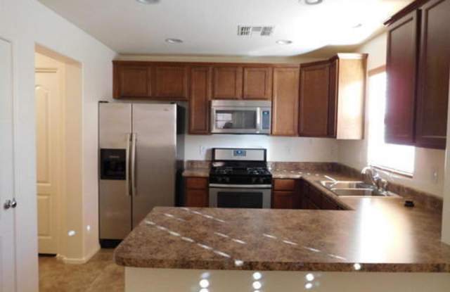 2224 S BUCKAROO Trail Gallery 4