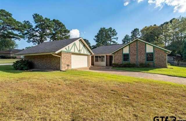 14885 Willowwood - 14885 Willowwood Drive, Smith County, TX 75703