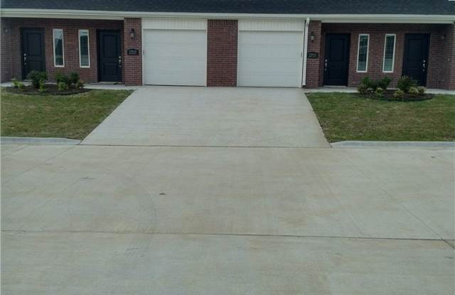 2727 Kilimanjaro Way photos photos