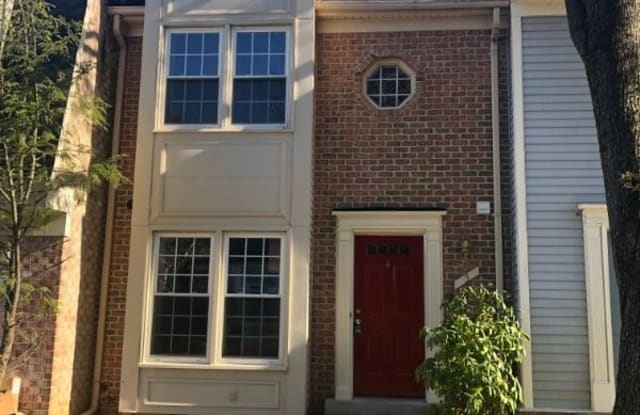 5 Hawk Run Ct - 5 Hawk Run Court, Montgomery Village, MD 20886