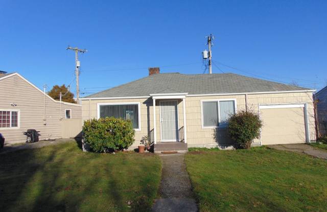 4838 Columbia Dr S Gallery 2