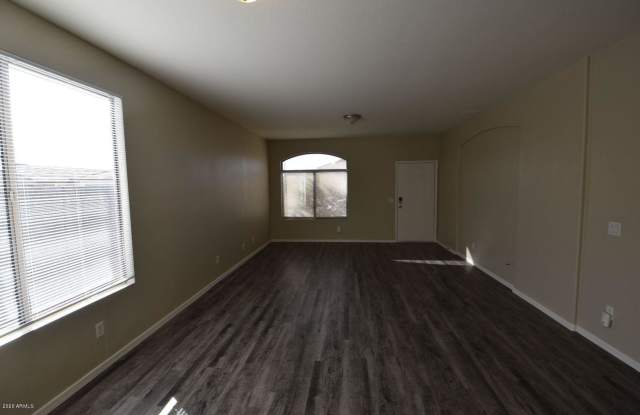 8821 N 65TH Drive Gallery 3