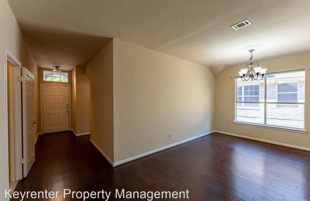 17117 Valley Glen Road Gallery 2