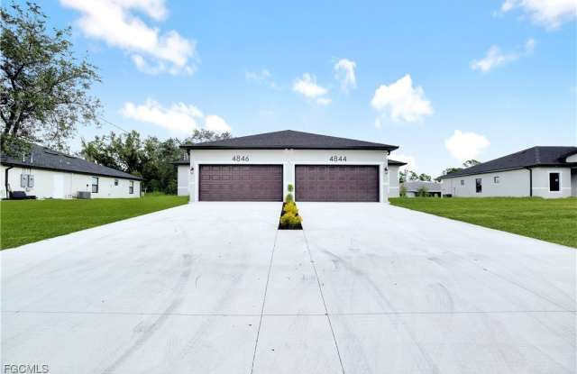 4846 30th Street SW photos photos