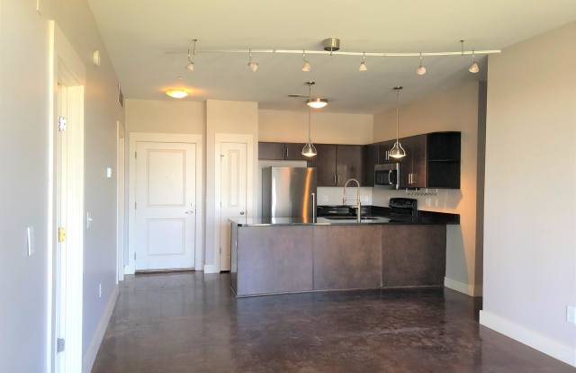 817 3rd Avenue North - 211 Gallery 3