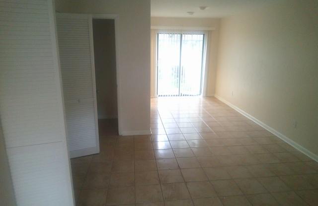 624 SW 70th Ter photos photos
