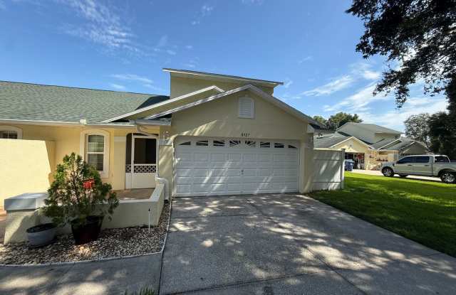 Groveland Townhouse Gallery 3
