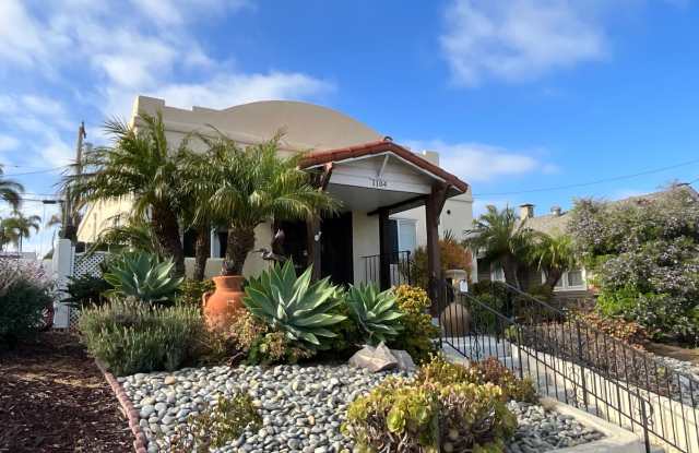 3 bed, 2 bath Single Family Home in Mission Hills photos photos