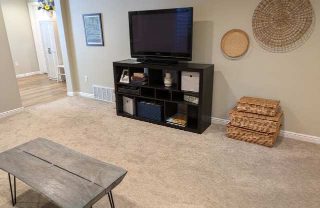 1473 E 450 N Gallery 4