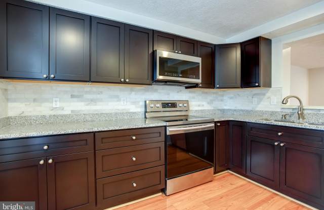 14658 STONE CROSSING COURT Gallery 2