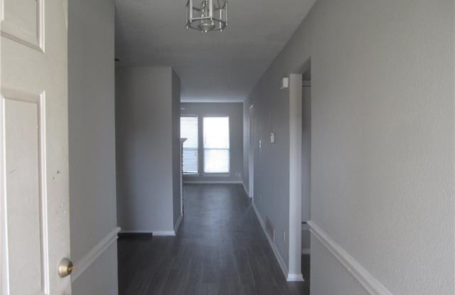 812 Betty Court Gallery 3