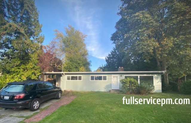 2456 63rd Ave SE - 2456 63rd Avenue Southeast, Mercer Island, WA 98040