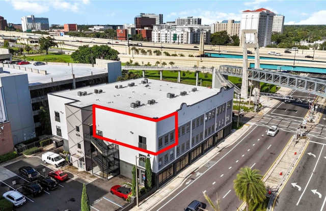 62 W COLONIAL DRIVE photos photos