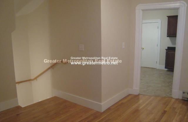 9 Noyes Pl. Gallery 4