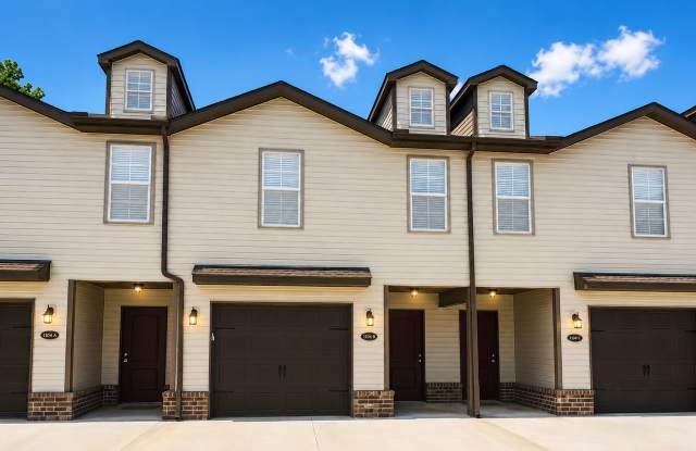 Haden Holly Station-Check Out Our Sister Property Montclair Court! $500 off & $25 gift card! Gallery 3