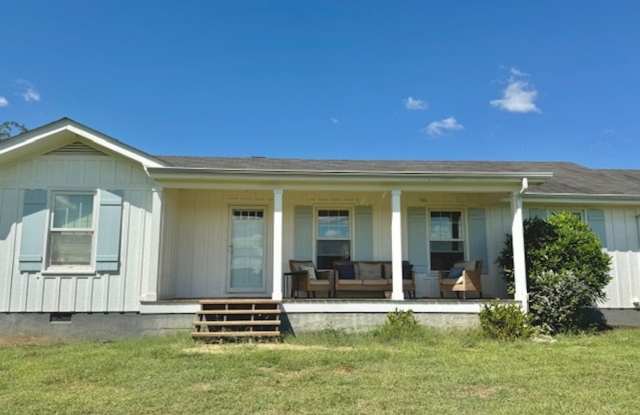 Charming 3BR House in Madisonville photos photos