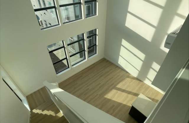 21806 East Indiana Avenue - 206 photos photos