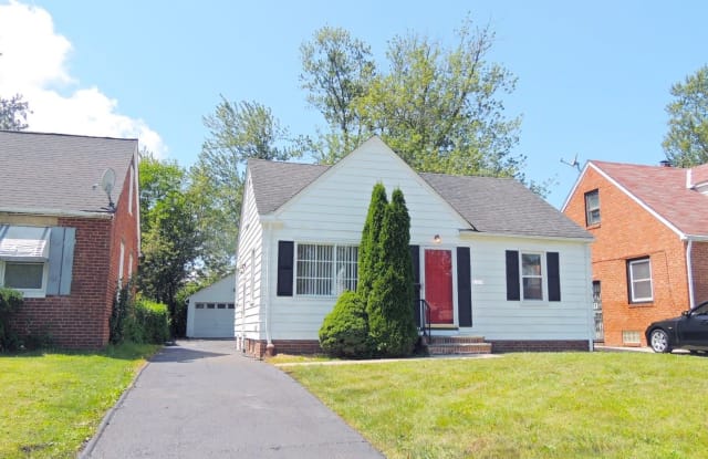 4400 Parkton Drive - 4400 Parkton Drive, Warrensville Heights, OH 44128