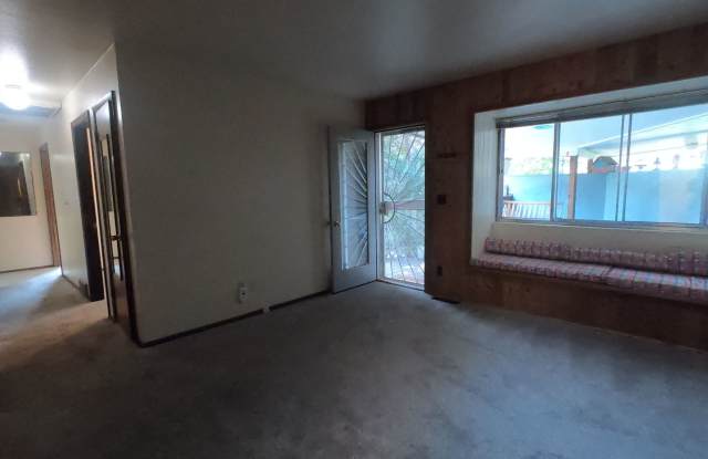 Craftsman duplex with covered parking! photos photos