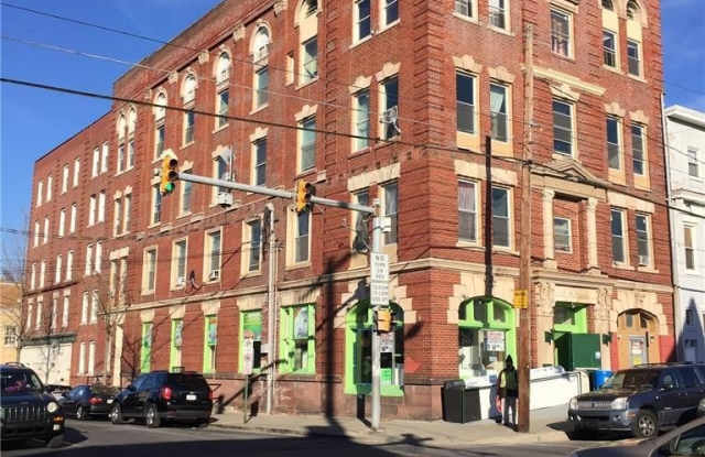 402 Ridge Avenue Gallery 1