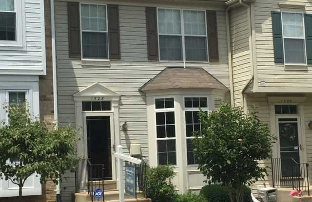 Walden Golf Course - Crofton Townhome - Available early September! photos photos