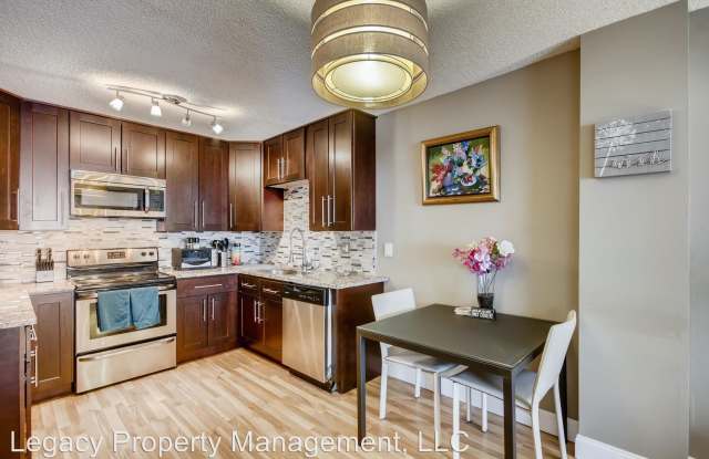3450 S Poplar Street Unit 107 Gallery 3