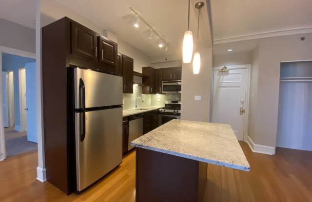 415 West Belmont Avenue Gallery 4