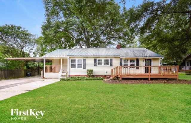 3861 Furr Avenue photos photos