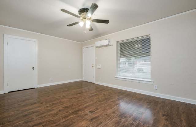 1 bed 1 bath near downtown! Gallery 4