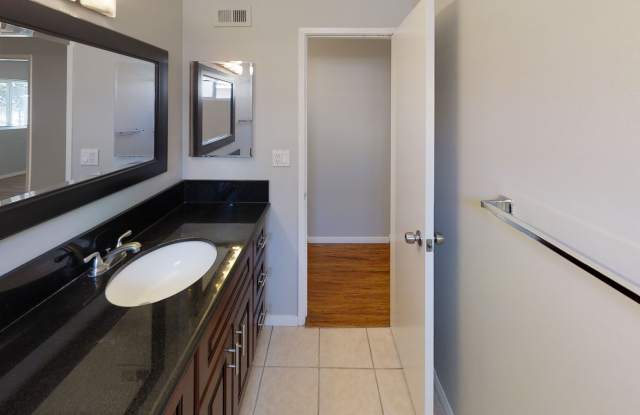5473 Maisel Way Gallery 4