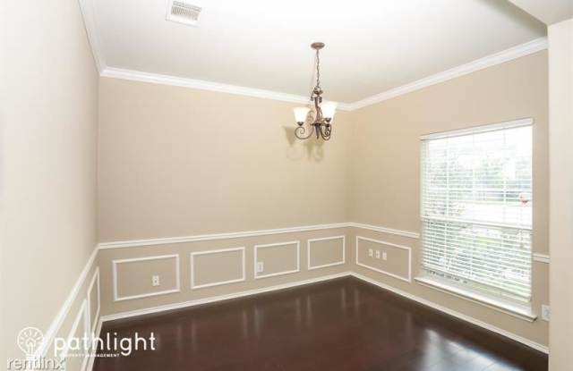 4310 Camfield Gallery 3