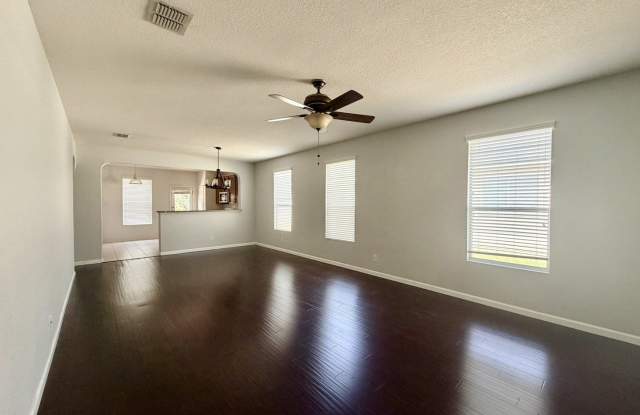 8103 Silver Grove Gallery 2