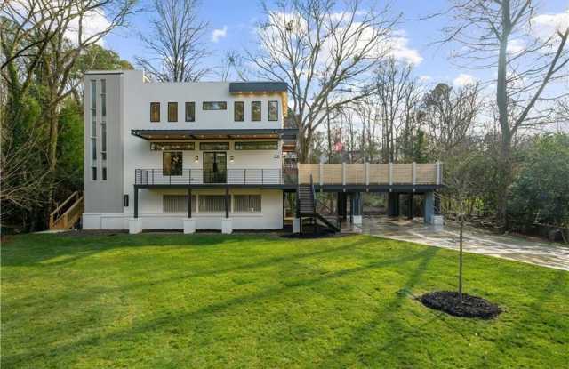 942 Peachtree Battle Circle NW photos photos