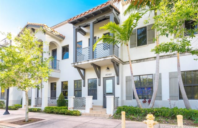 8362 NW 52nd Ter - 8362 Northwest 52nd Terrace, Doral, FL 33166