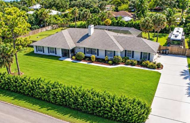 8606 ARROWHEAD Drive Gallery 2