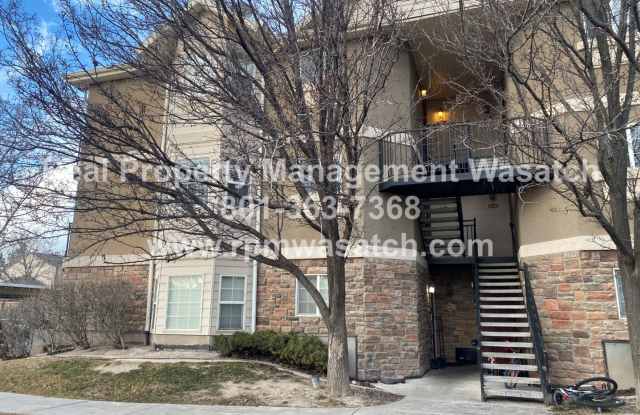 Check Out This Amazing 3 Bedroom 2 Bathroom Condo In Riverton! 50% Off First Month's Rent Move in Special! photos photos