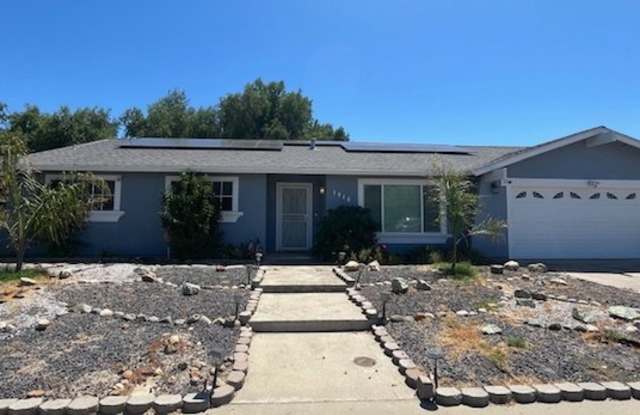 1910 Pecanwood Ave - 1910 Pecanwood Avenue, Manteca, CA 95336