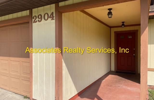 Nice 3 bedroom House! Great for families! Must see! Gallery 4