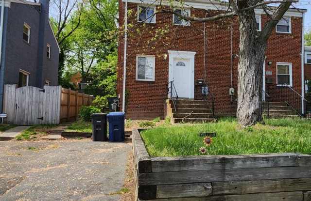 Great Alexandria Location - 27 South Hudson Street, Alexandria, VA 22304