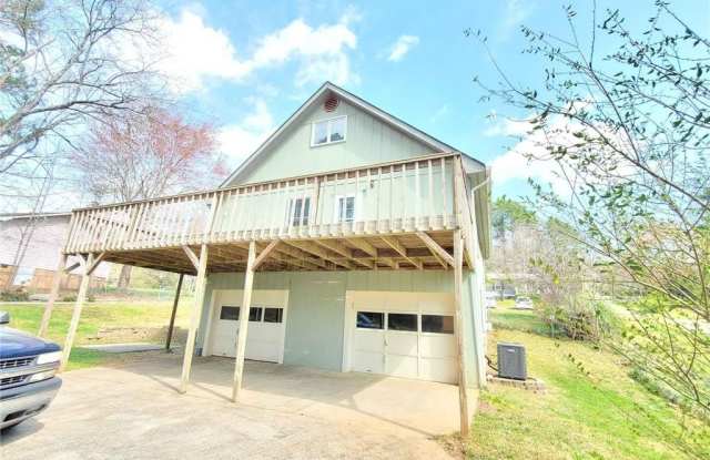 846 Idlewood Road Gallery 3