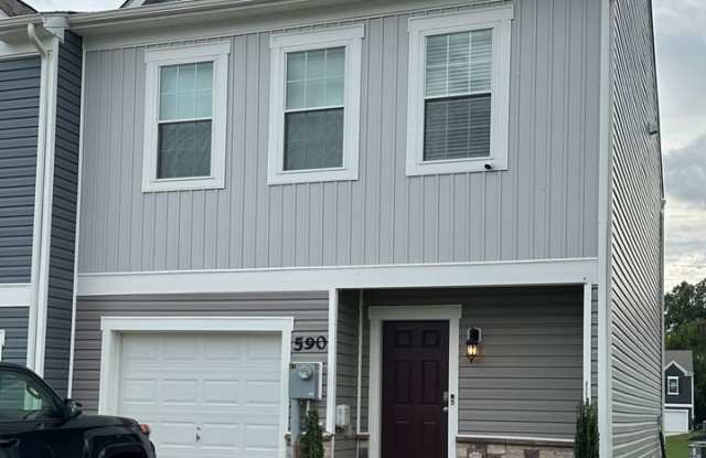 Beautiful 3 Bedroom Home - 590 Locust Run Drive, York County, PA 17404